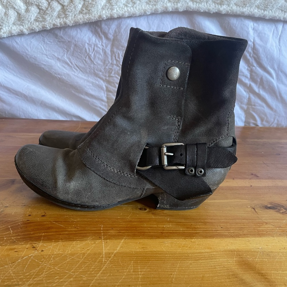 Miz Mooz Verona Collection